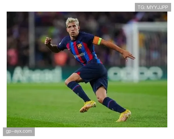 拉菲尼亚左脚内切射门解析：标志性进攻武器