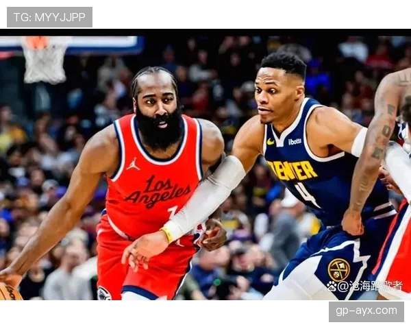 哈登通过挡拆助攻提升球队效率远超威少